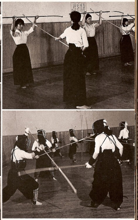 Budôkan in Tokyo - Girls training.jpg