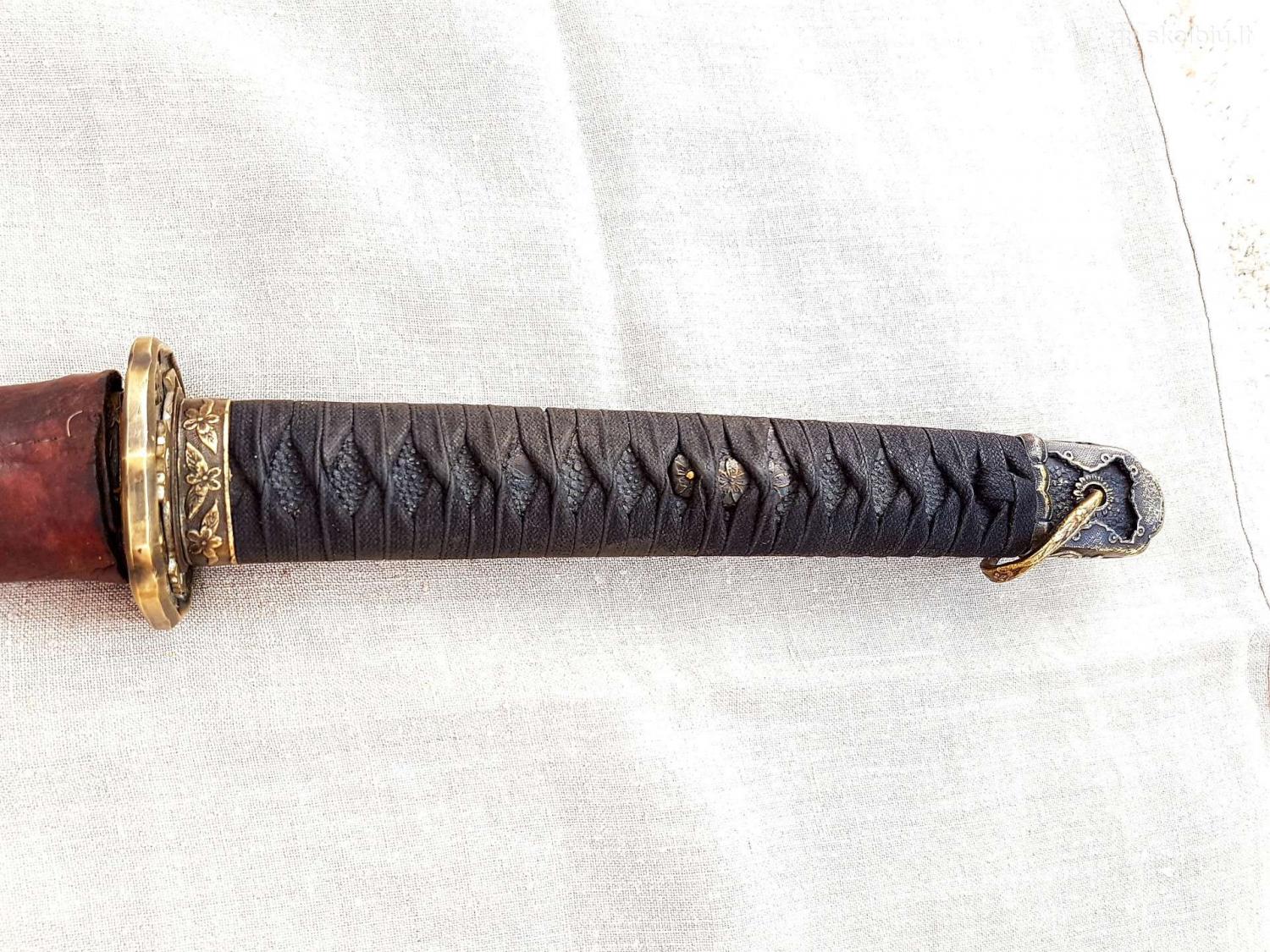 Officer’S Shin Gunto: Is It A Replica Or Real? - Military Swords of ...