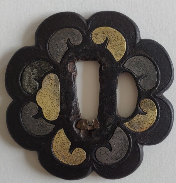 tsuba.jpg