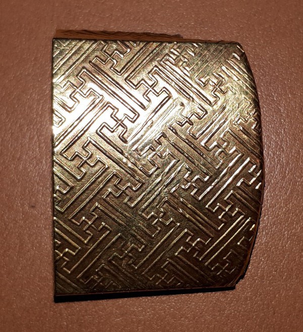 manji_gold_foil.thumb.jpg.99c827fc0fecdc3440cc1611cdafb622.jpg