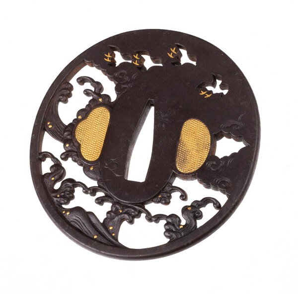 tsuba small-2.jpg