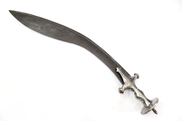 kukri short sword.png