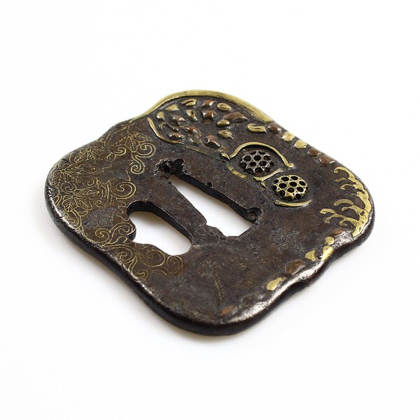 AM-0051-higo-jingo-tsuba-005.jpg