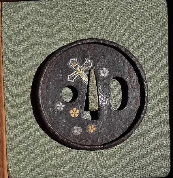 Tsuba1.jpg