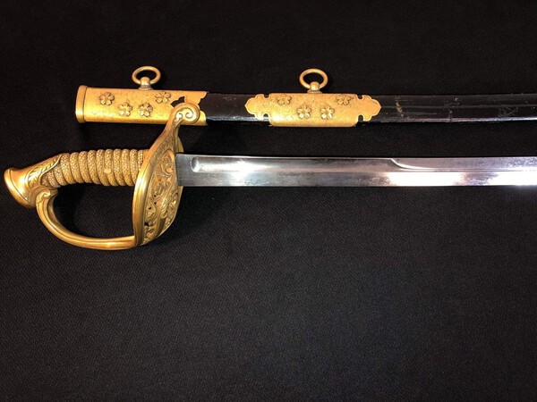 Earliest Model 1873 Naval Officer Sword 2.jpg